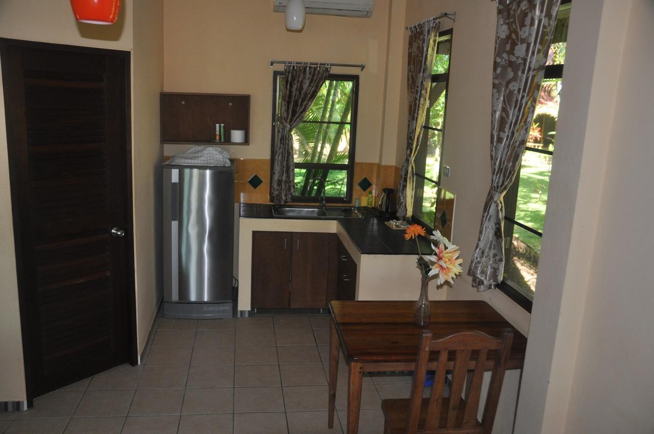 Lake View Bungalows Khao Lak Buitenkant foto