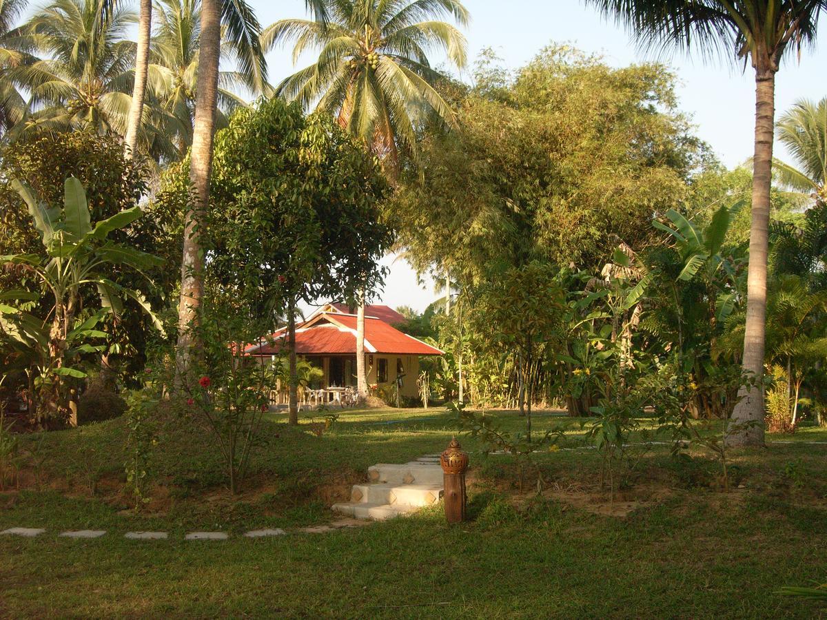 Lake View Bungalows Khao Lak Buitenkant foto