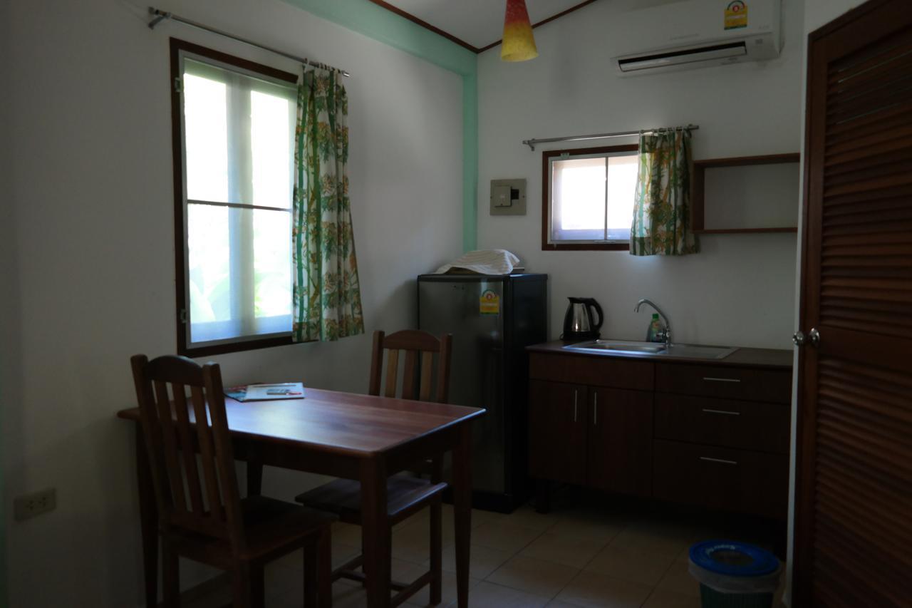 Lake View Bungalows Khao Lak Buitenkant foto